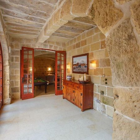 Il-Veduta Holiday Farmhouse With Sunny Private Pool In Island Of Gozo อาร์บ ภายนอก รูปภาพ