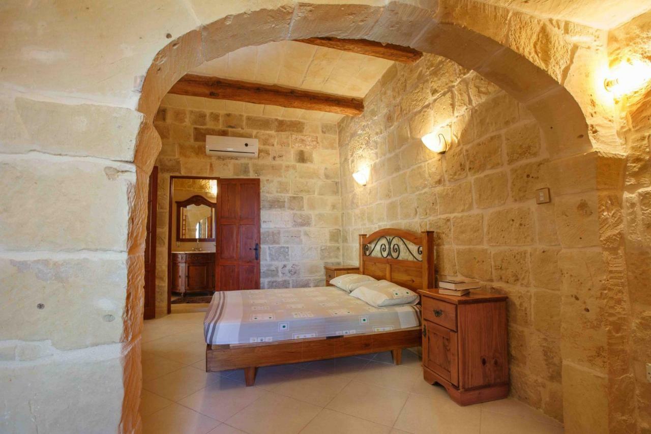 Il-Veduta Holiday Farmhouse With Sunny Private Pool In Island Of Gozo อาร์บ ภายนอก รูปภาพ