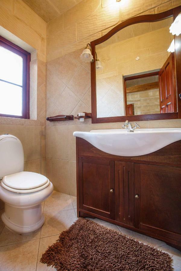 Il-Veduta Holiday Farmhouse With Sunny Private Pool In Island Of Gozo อาร์บ ภายนอก รูปภาพ